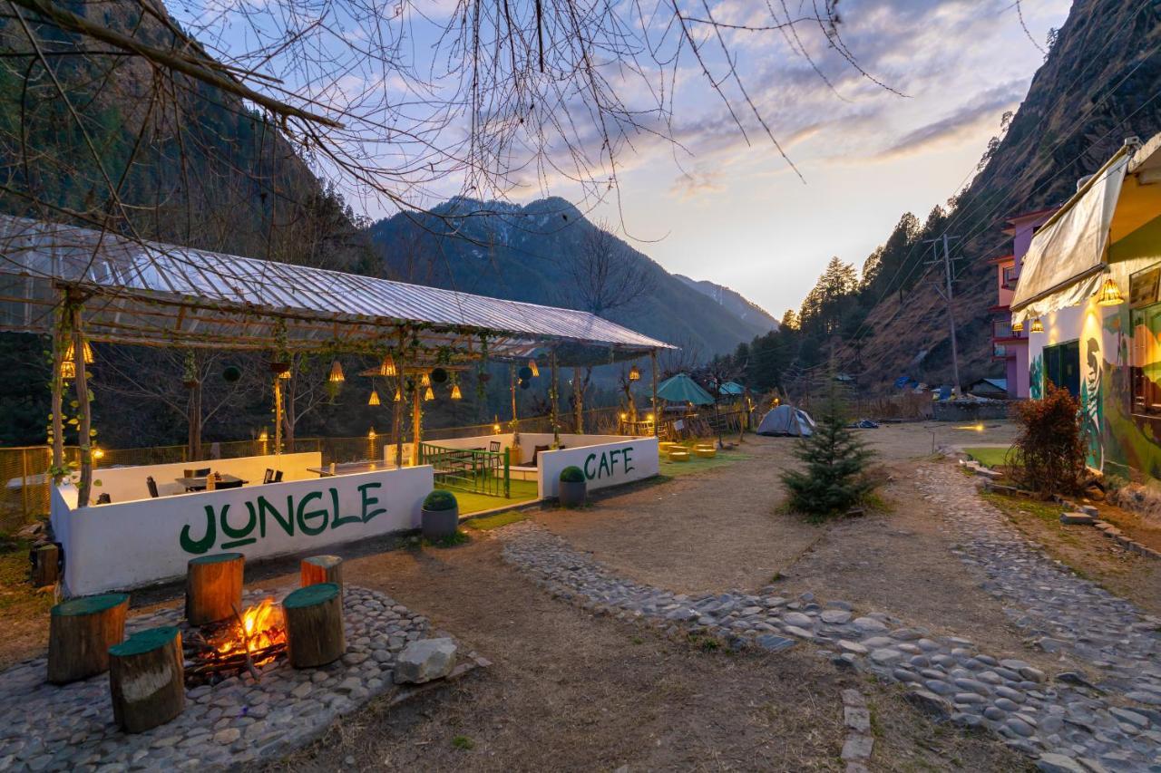 Jungle Hostel By Whoopers Касоль Экстерьер фото