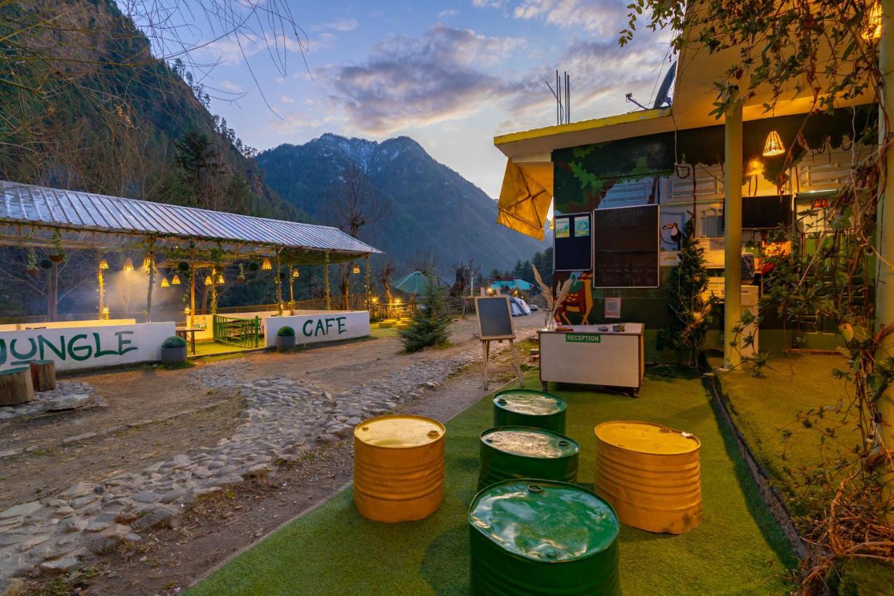 Jungle Hostel By Whoopers Касоль Экстерьер фото