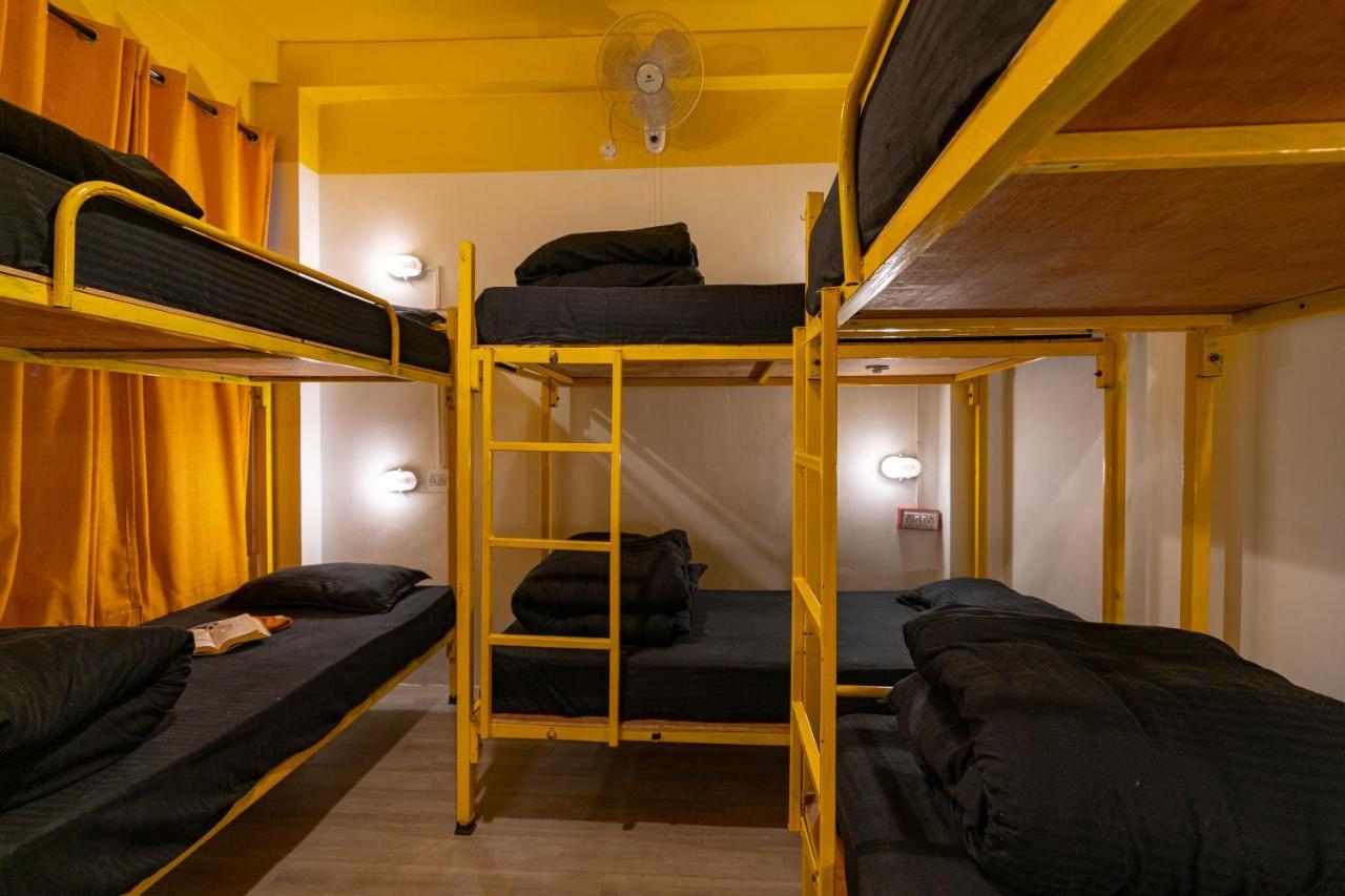 Jungle Hostel By Whoopers Касоль Экстерьер фото