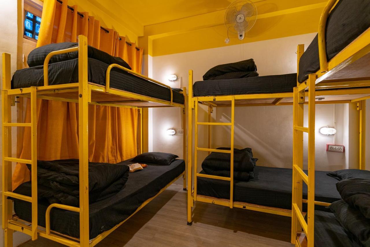 Jungle Hostel By Whoopers Касоль Экстерьер фото