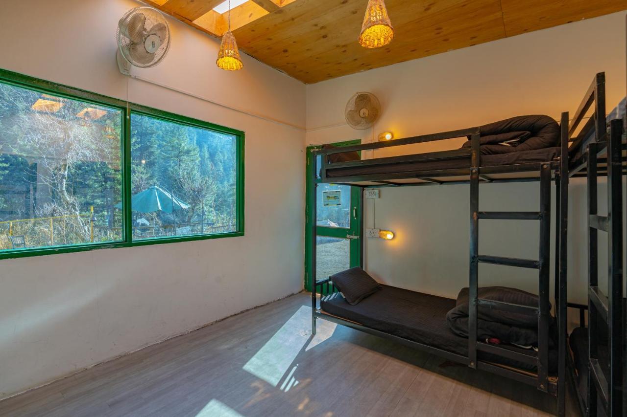 Jungle Hostel By Whoopers Касоль Экстерьер фото